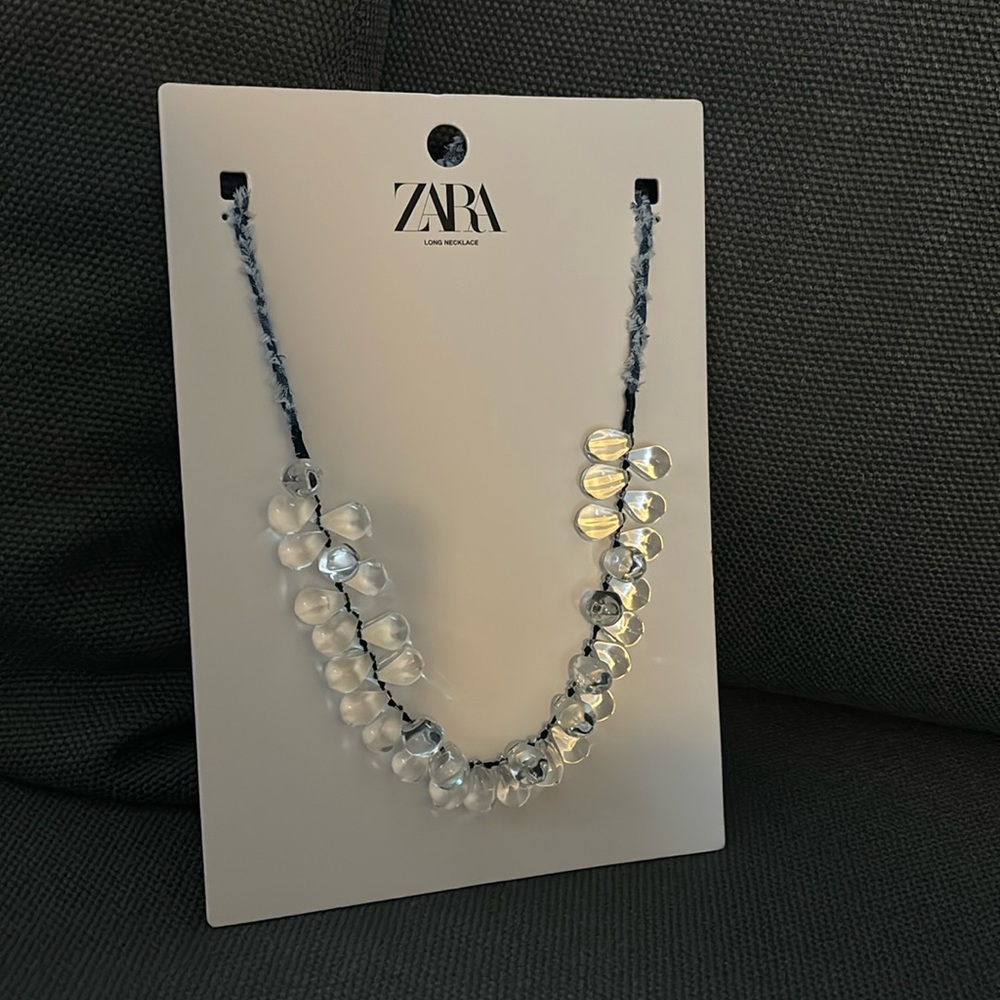 Zara Resin Necklace
